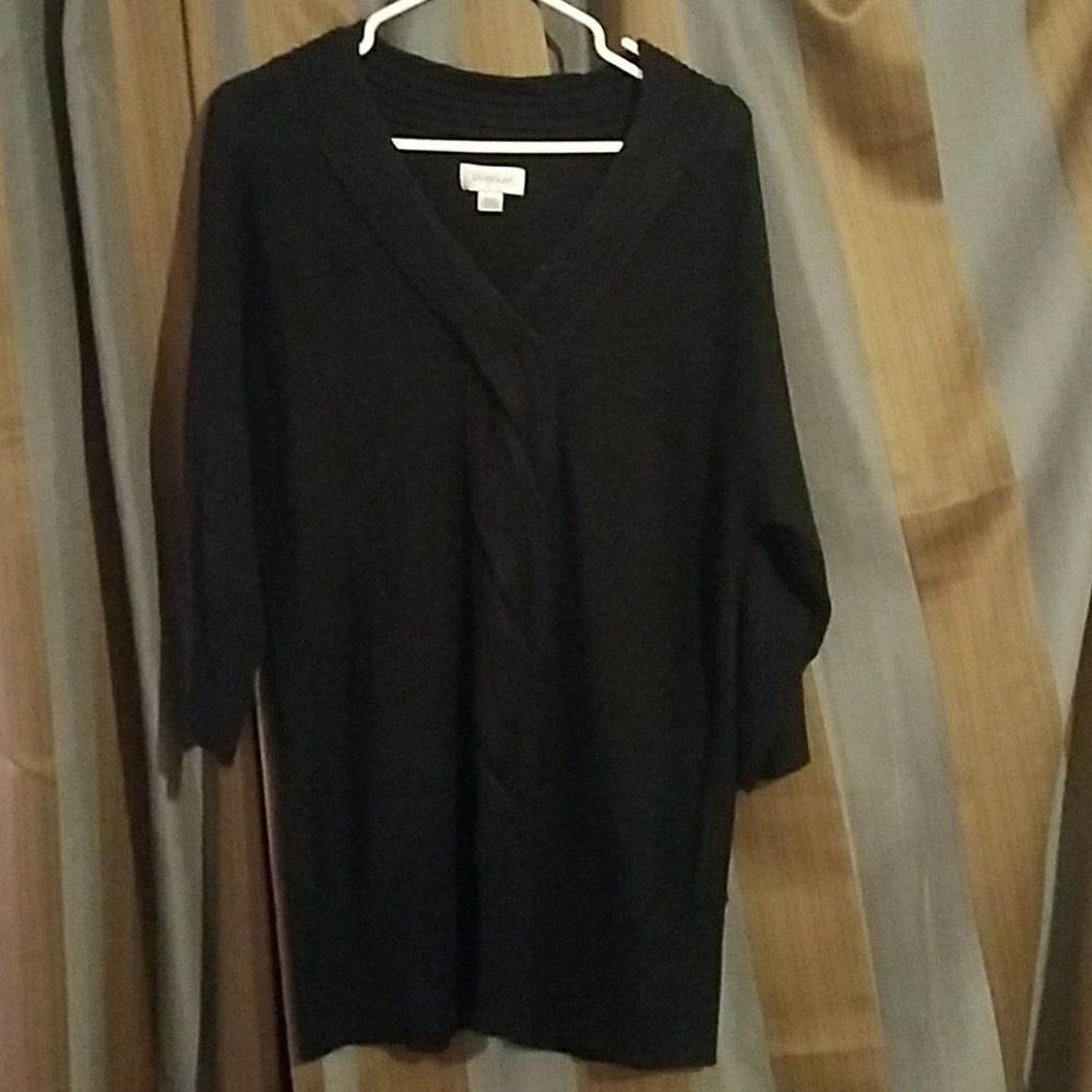 Avenue black sweater